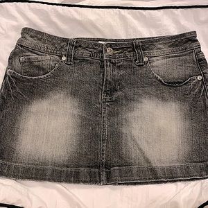 NO BOUNDARIES- girls junior black jean skirt